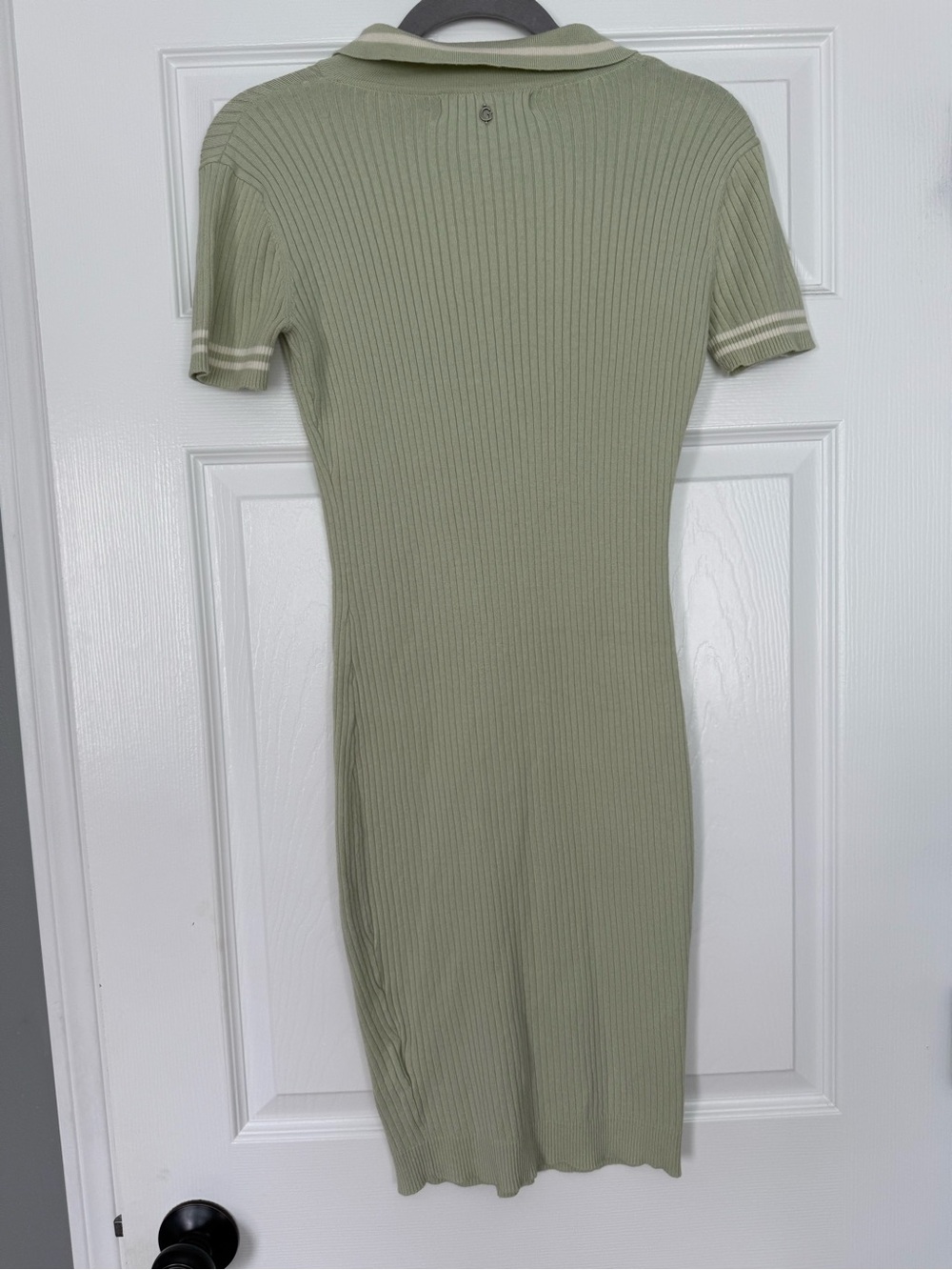 Guess Sage green ribbed dress- size S - Picture 2 of 5
